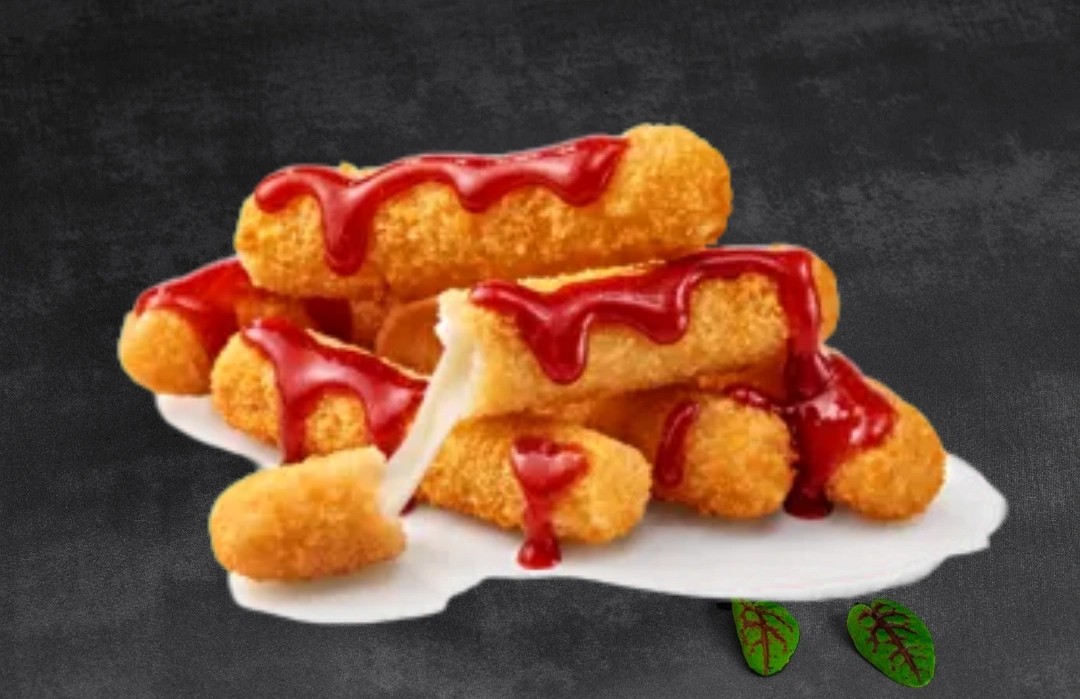 Фото Сырные палочки с клюквенным соусом 6 шт.